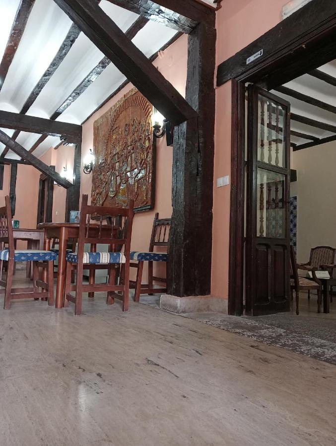 Hotel Nuevo Arlanza Covarrubias Buitenkant foto