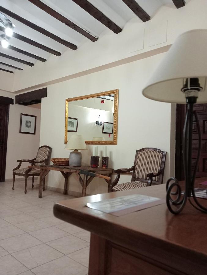Hotel Nuevo Arlanza Covarrubias Buitenkant foto