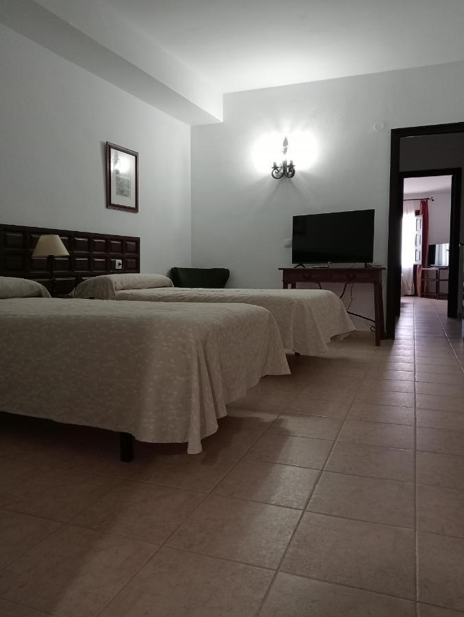 Hotel Nuevo Arlanza Covarrubias Buitenkant foto