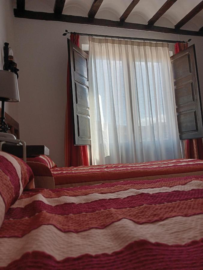 Hotel Nuevo Arlanza Covarrubias Buitenkant foto