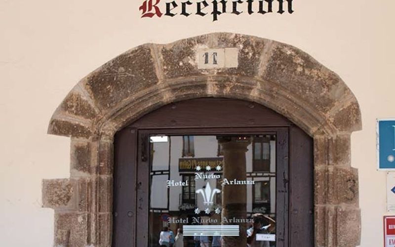 Hotel Nuevo Arlanza Covarrubias Buitenkant foto