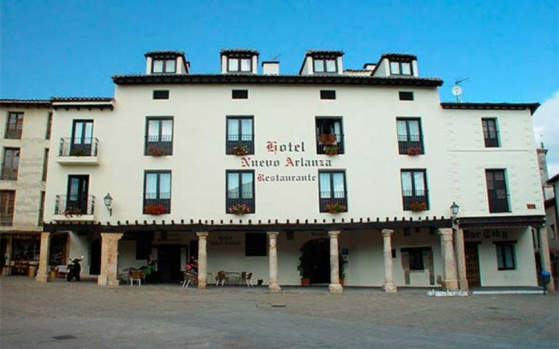 Hotel Nuevo Arlanza Covarrubias Buitenkant foto